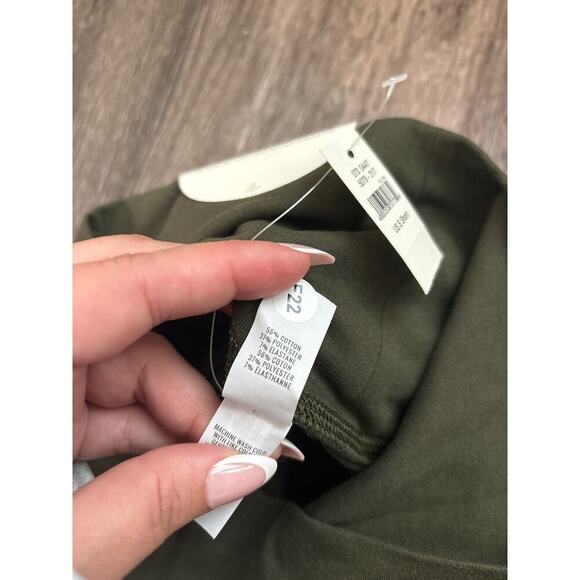 NWT OFFLINE By Aerie Real Me High Waisted Legging In Olive Daze Size Small Short - Picture 7 of 9